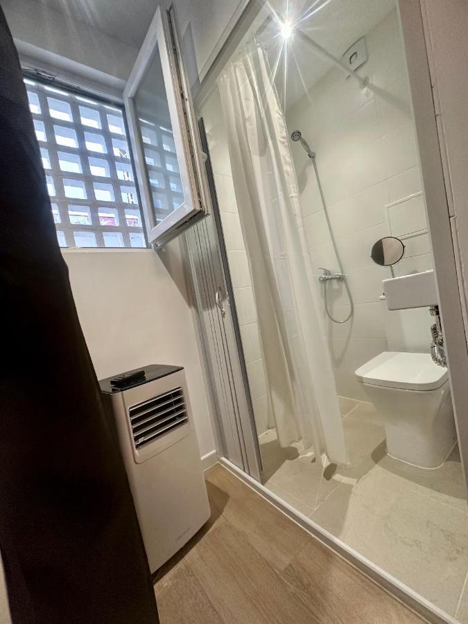 Little With Private Wc And Shower Close To Portaventura Appartement *